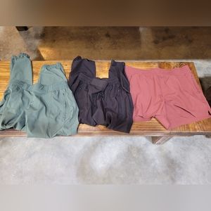 Medium Petite Old Navy Athletic Lot